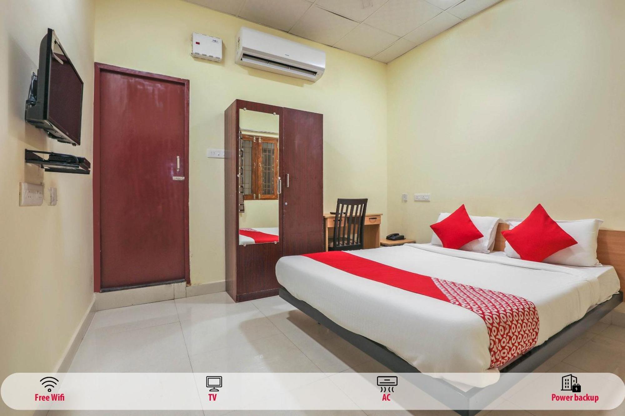 Hotel O Om Sakthi Hotel Pondicherry Exterior photo
