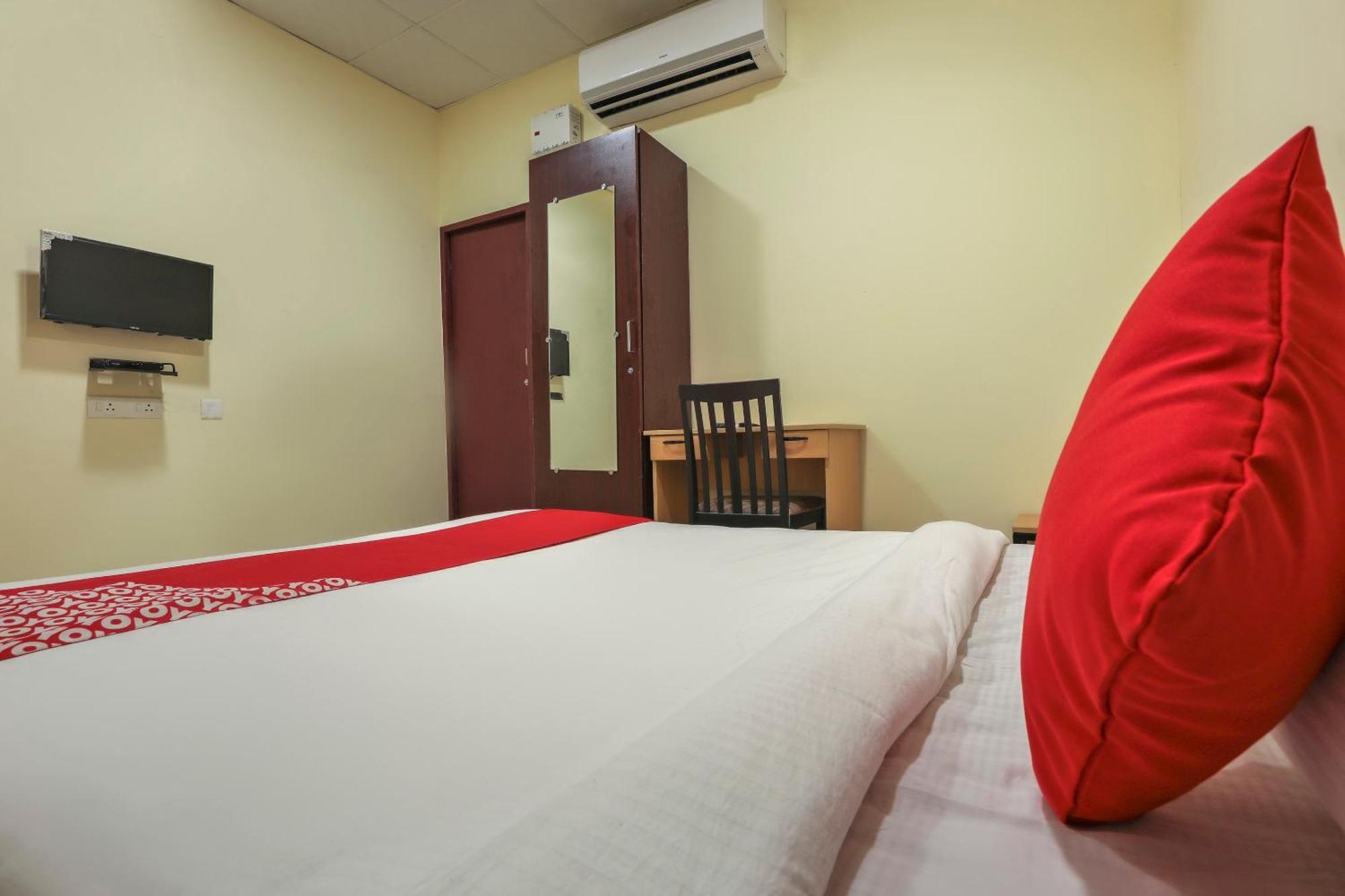 Hotel O Om Sakthi Hotel Pondicherry Exterior photo