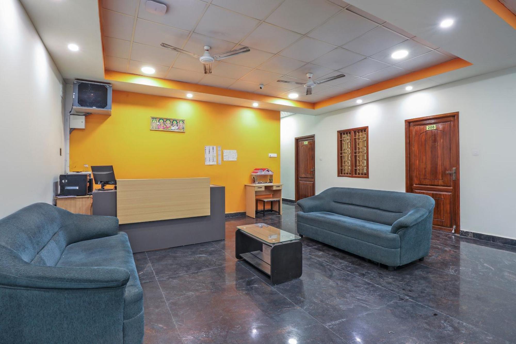 Hotel O Om Sakthi Hotel Pondicherry Exterior photo